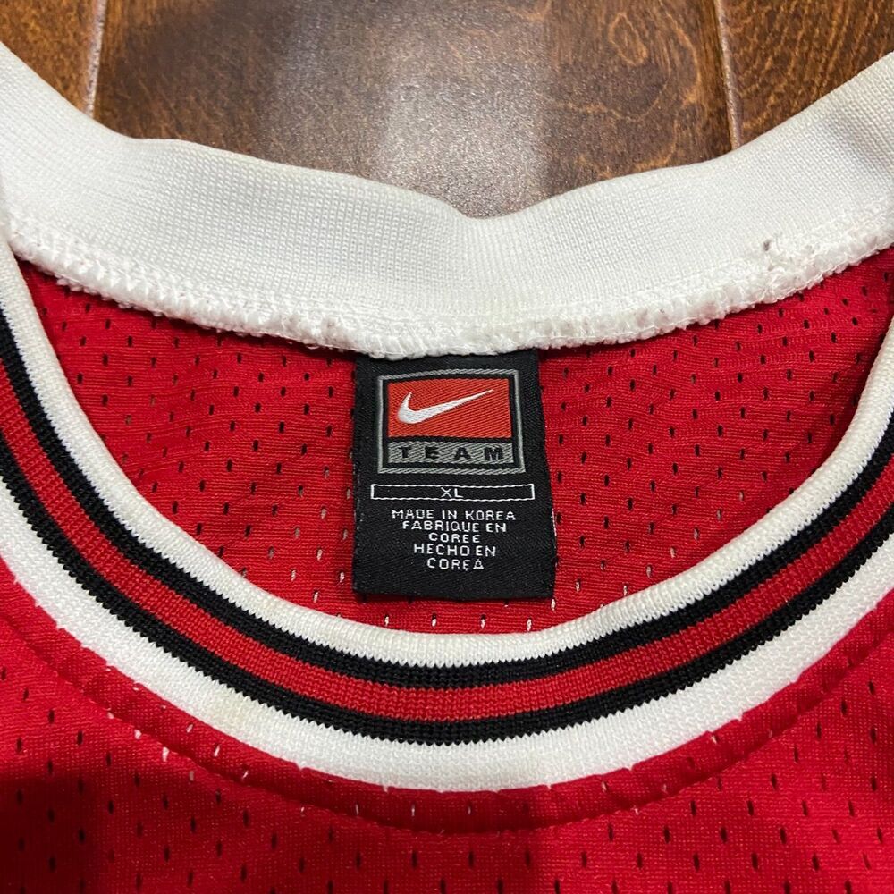 Nike Vintage Y2K NBA Chicago Bulls Jordan Rookie Jersey Red Black Youth XL - Picture 7 of 9